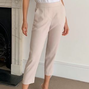 Aritizia Babaton Conan Pants. Great Condition. Size 0. Munro Mauve Color